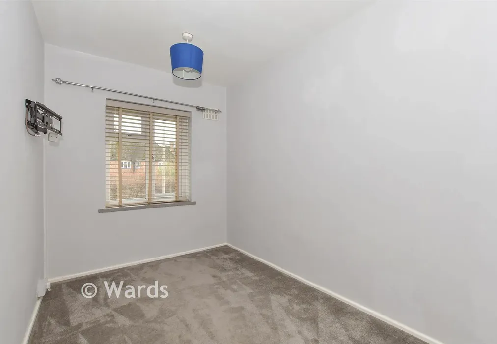 Bedroom 4 - Chulkhurst, Biddenden, Kent - Wards of Kent