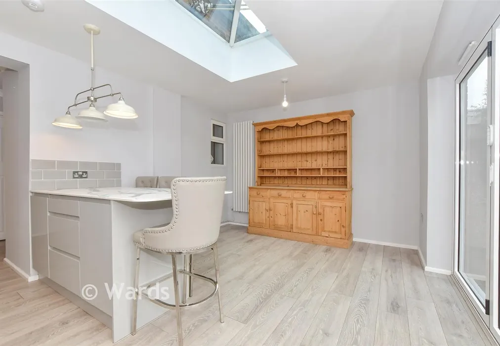 Family Room - Chulkhurst, Biddenden, Kent - Wards of Kent