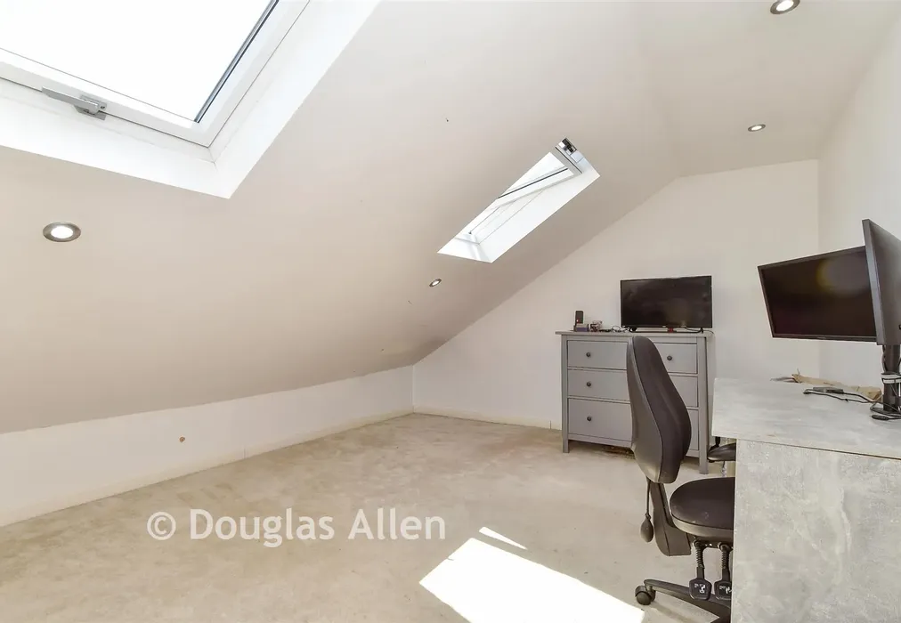 Bedroom 3 B - Blythswood Road, Seven KIngs, Essex - Wards of Kent
