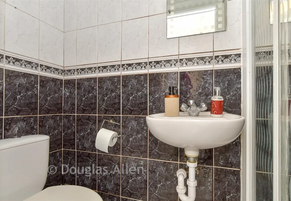 Shower Room B - Blythswood Road, Seven KIngs, Essex - Wards of Kent