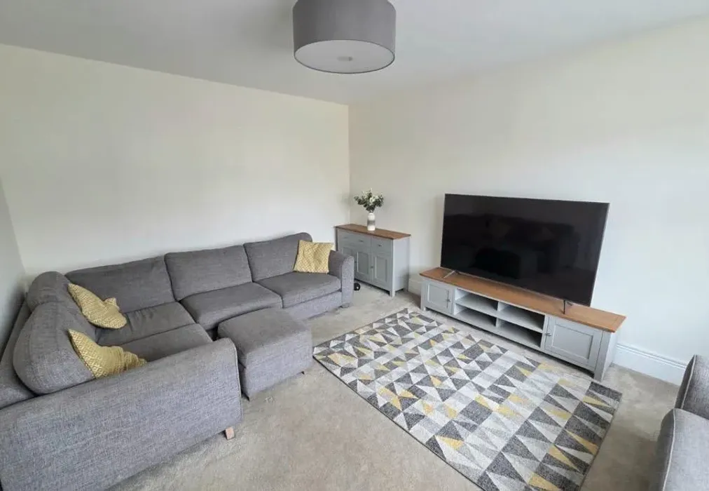 Lounge - Lovell Close, Herne Bay, Kent - Wards of Kent