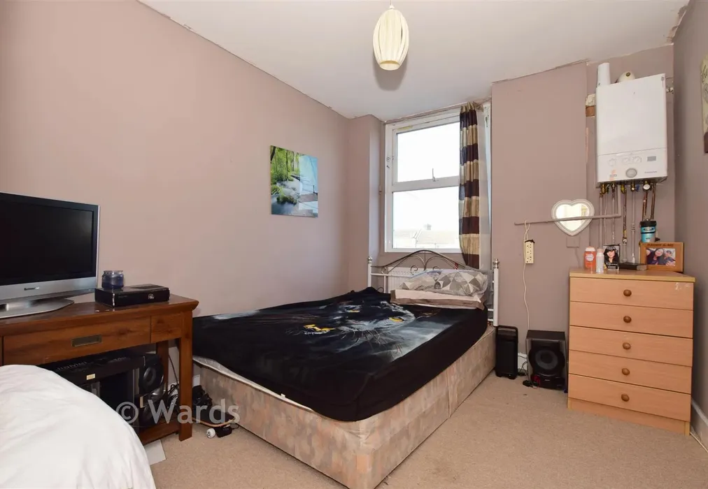 Bedroom 1 - Athelstan Road, Margate, Kent - Wards of Kent
