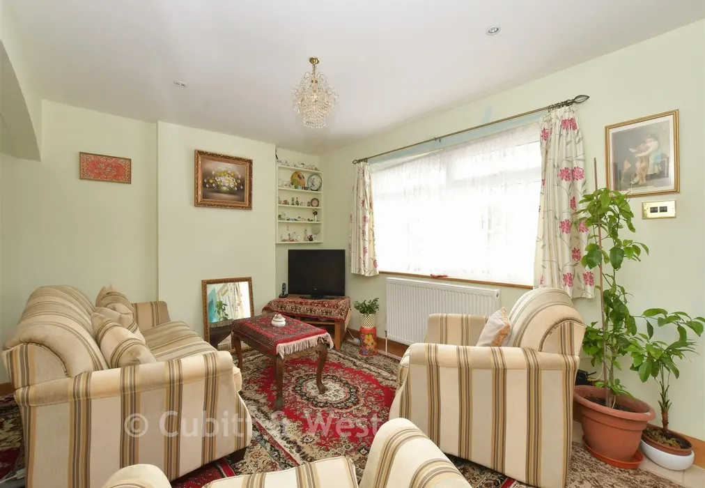 Lounge 2 - Lawrence Avenue, Rustington, West Sussex - Wards of Kent