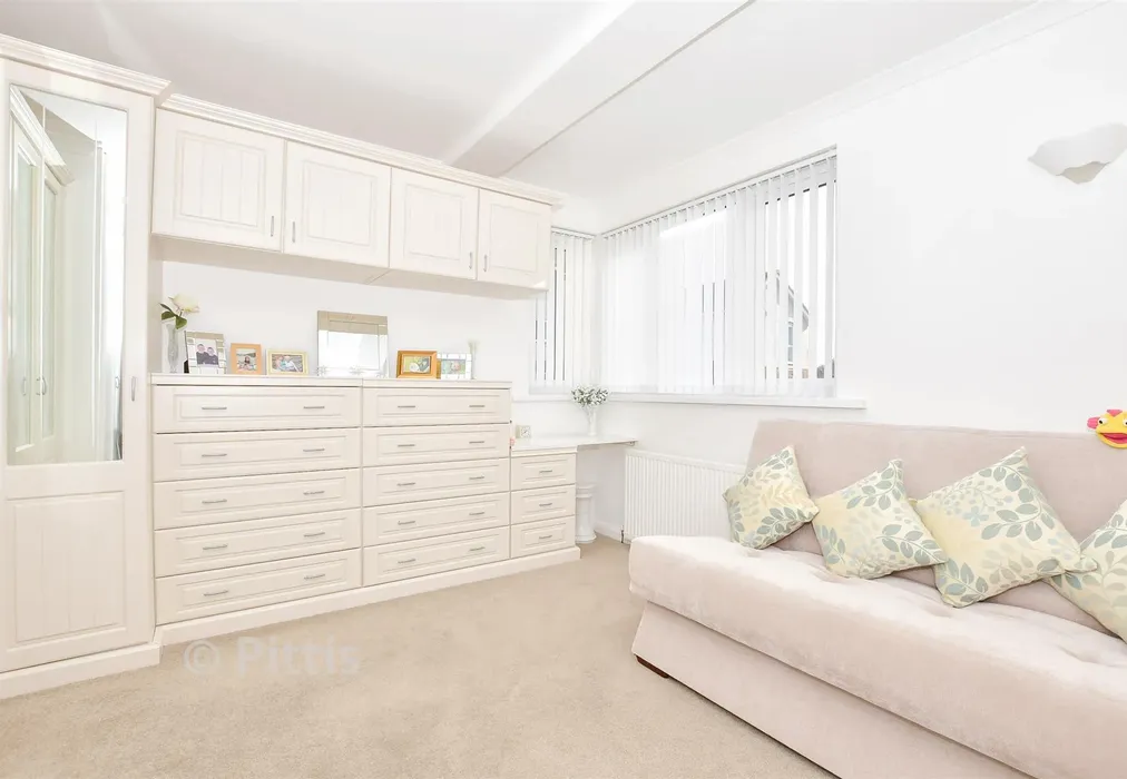 Bedroom 2 - Prospect Road, Shanklin, Isle of Wight - Wards of Kent