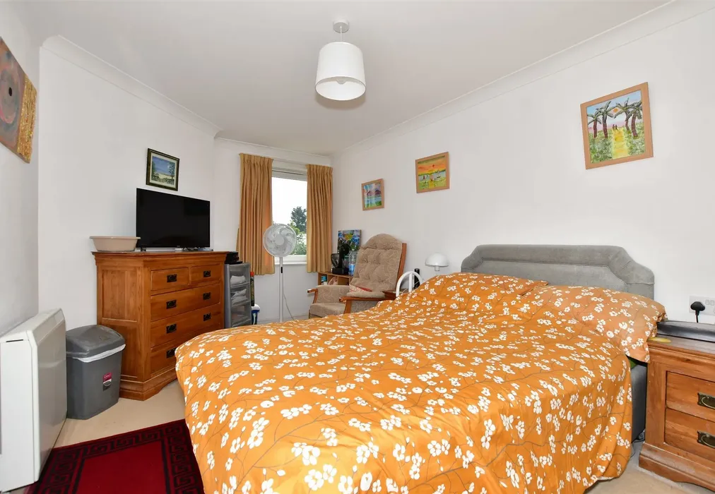 Bedroom - Harold Road, Cliftonville, Margate, Kent - Wards of Kent