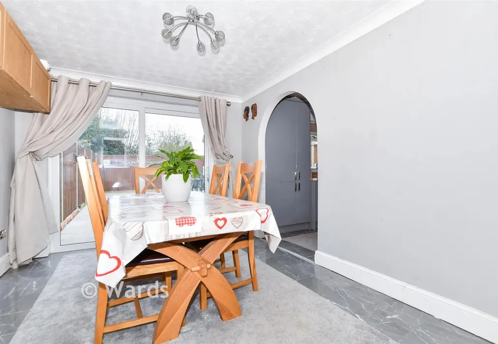 Dining Area - Broadoak Avenue, Maidstone, Kent - Wards of Kent