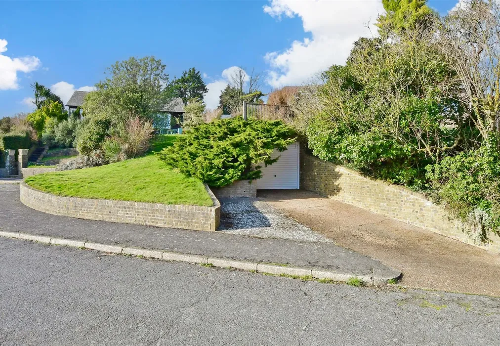 Driveway/Parking - Danes Court, Dover, Kent - Wards of Kent