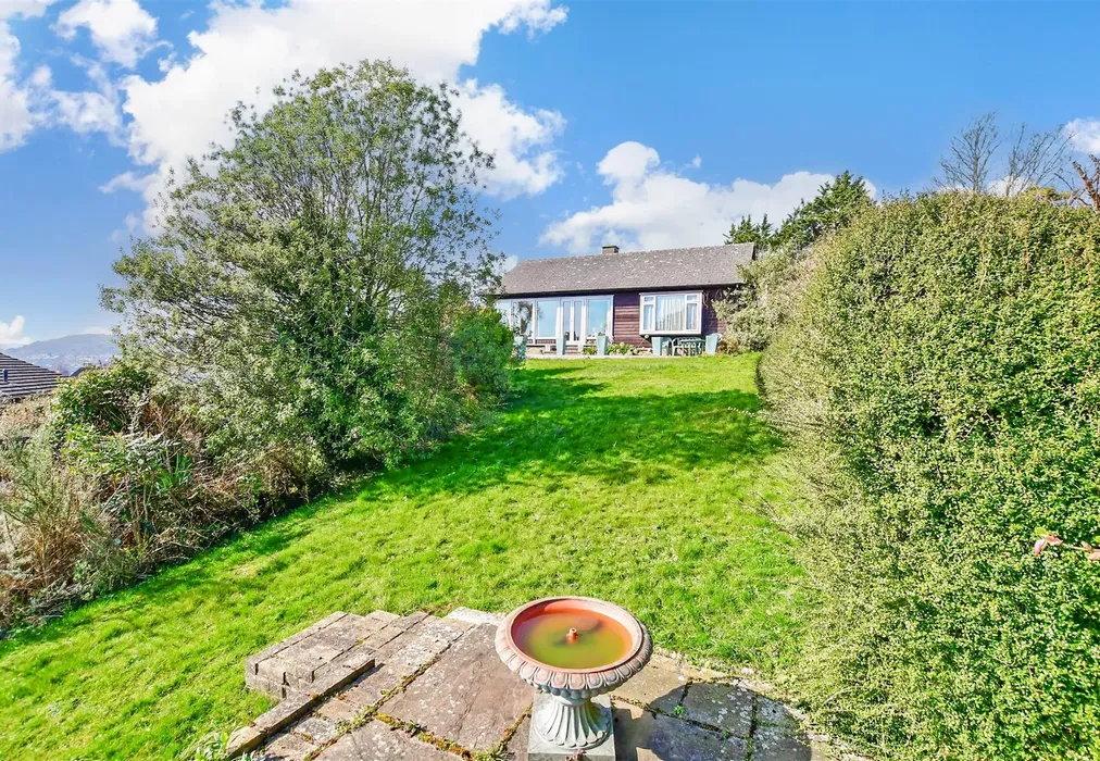 Front Garden - Danes Court, Dover, Kent - Wards of Kent