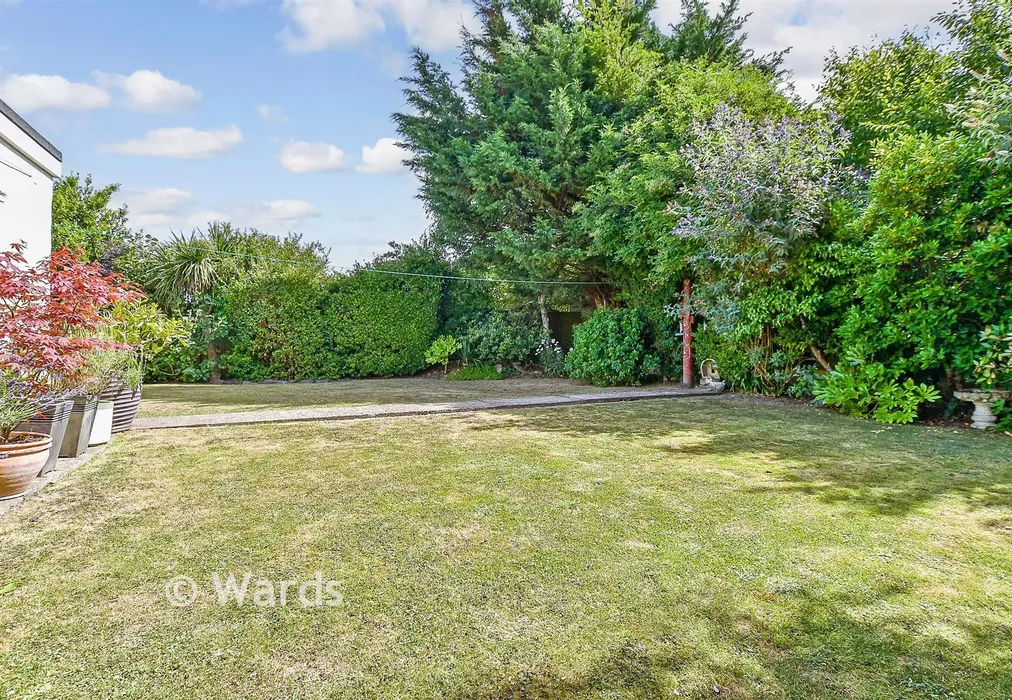 Rear Garden - Mitcham Road, Dymchurch, Romney Marsh, Kent - Wards of Kent