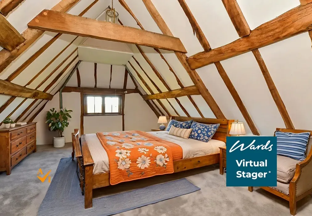 Loft Room (Farmhouse style) - Collier Street, Tonbridge, Kent - Wards of Kent