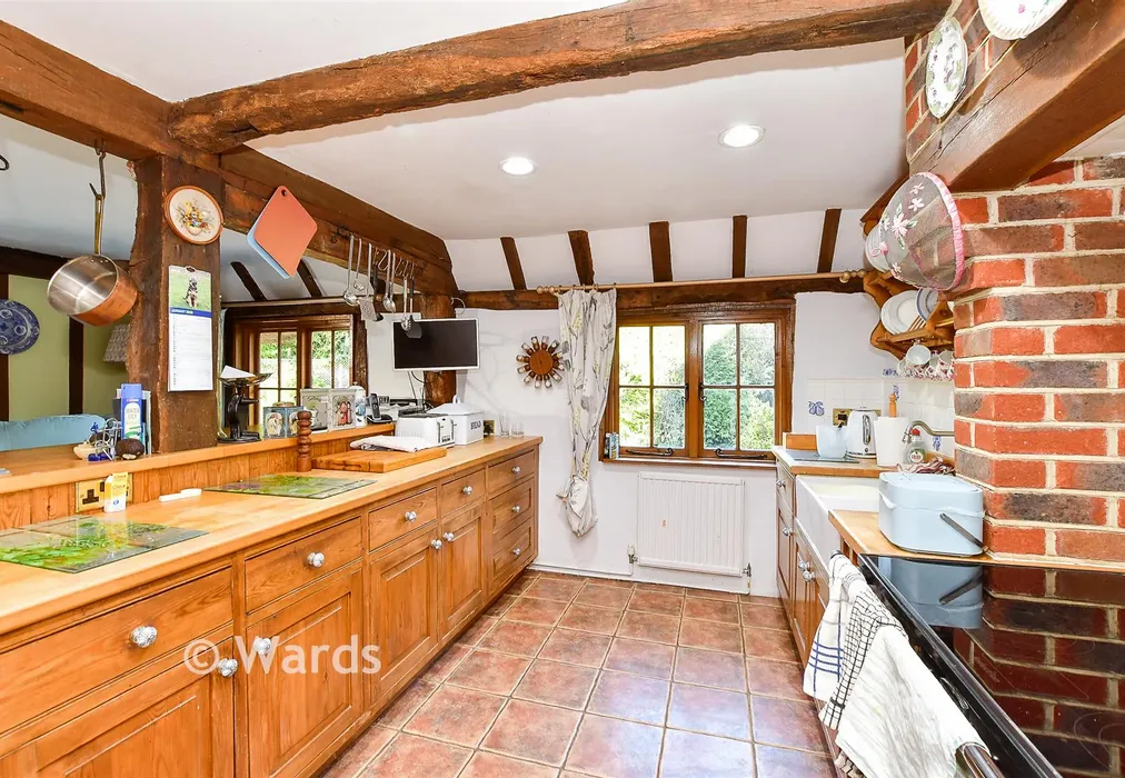 Kitchen - Collier Street, Tonbridge, Kent - Wards of Kent