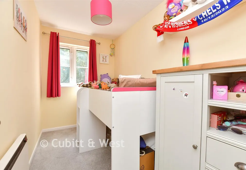 Bedroom 2 - Autumn Drive, Sutton, Surrey - Wards of Kent