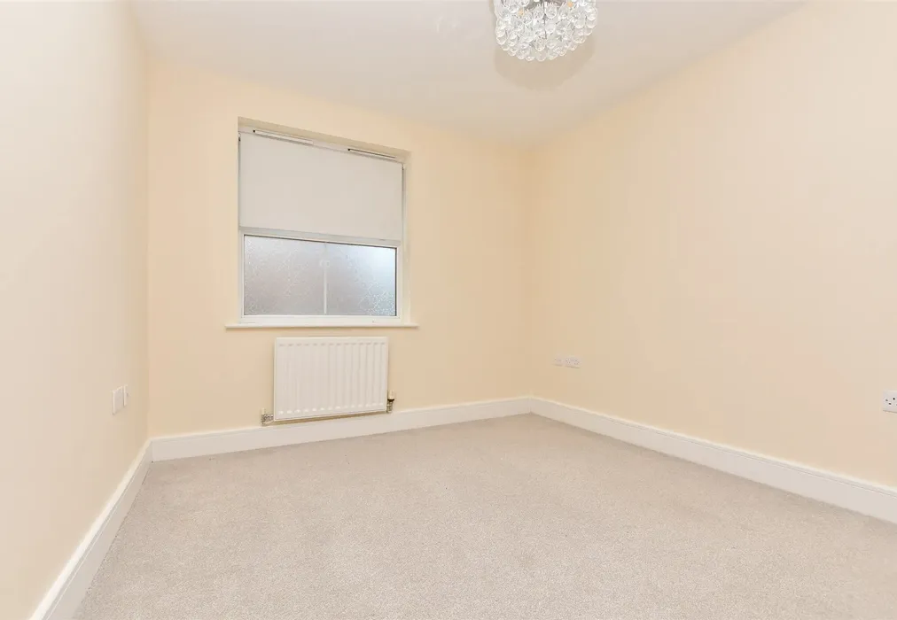 Bedroom 2 - Fitzroy Place, Reigate, Surrey - Wards of Kent