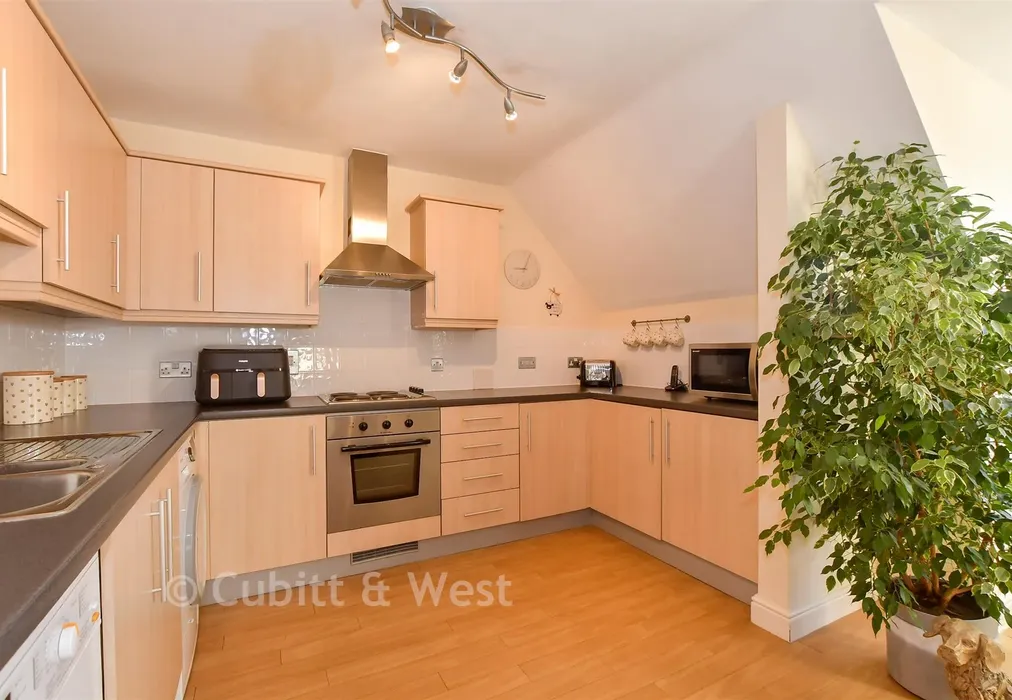 Lounge/Dining Area - Fairbank Road, Southwater, Horsham, West Sussex - Wards of Kent