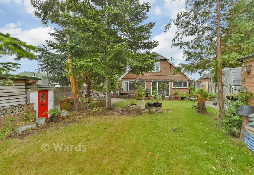 Rear Garden - Chestnut Wood Lane, Borden, Sittingbourne, Kent - Wards of Kent