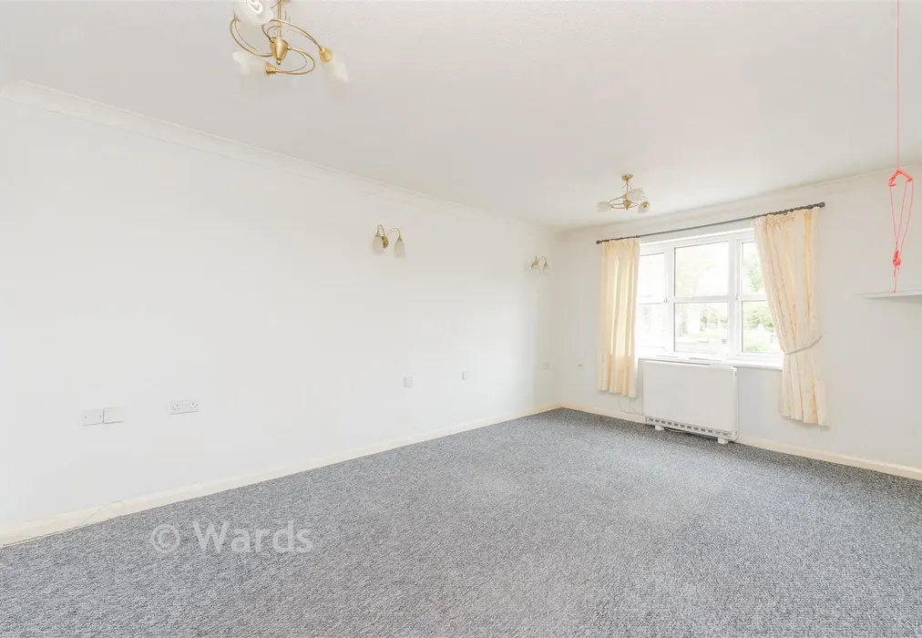 Lounge - West Street, Gravesend, Kent - Wards of Kent