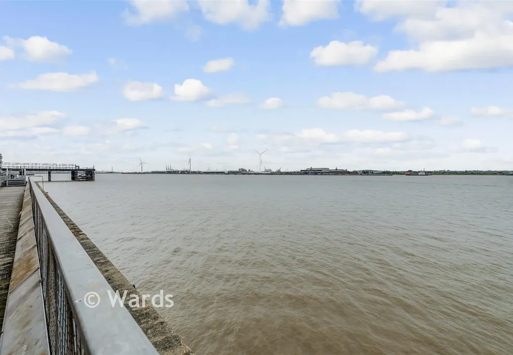 Surrounding Area - West Street, Gravesend, Kent - Wards of Kent