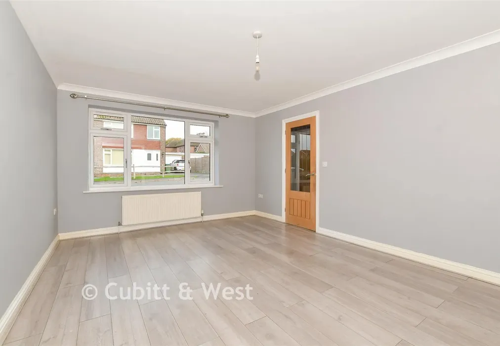 Lounge - Hillcrest Drive, Ashington, West Sussex - Wards of Kent