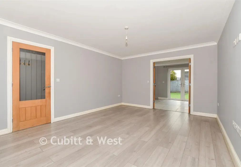 Lounge - Hillcrest Drive, Ashington, West Sussex - Wards of Kent
