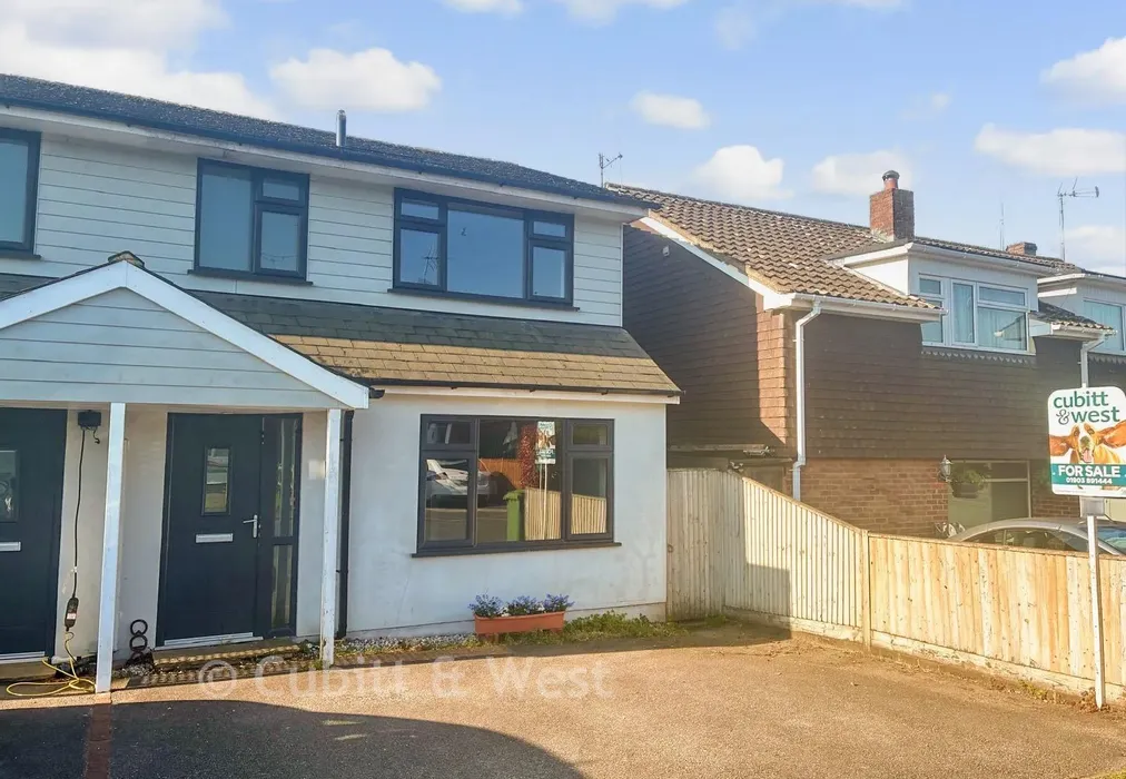 Front. - Hillcrest Drive, Ashington, West Sussex - Wards of Kent