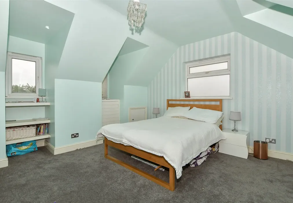 Bedroom 2 - Heath Road, Boughton Monchelsea, Maidstone, Kent - Wards of Kent