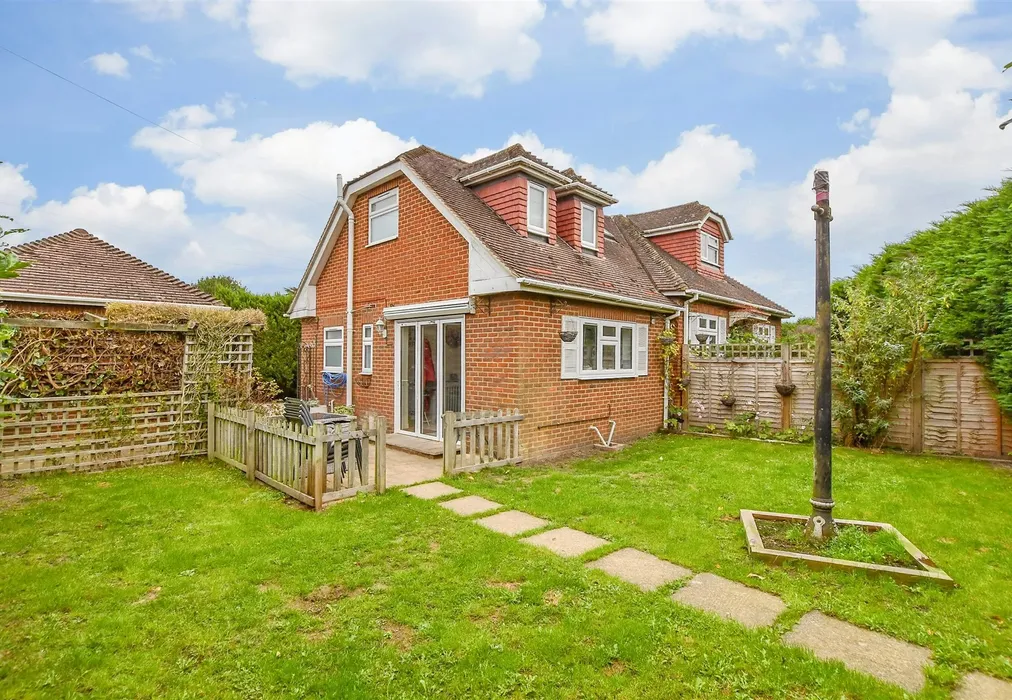 Rear Elevation - Heath Road, Boughton Monchelsea, Maidstone, Kent - Wards of Kent