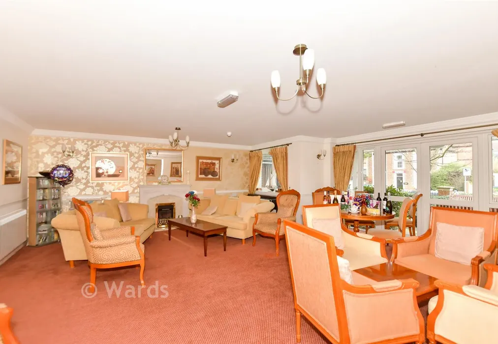 Internal Lifestyle Photograph - East Street, Hythe, Kent - Wards of Kent