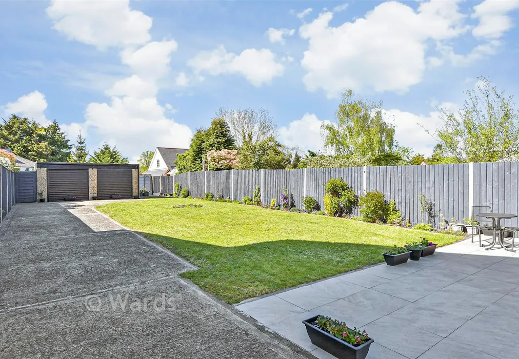 Rear Garden - Eynsford Road, Farningham, Kent - Wards of Kent