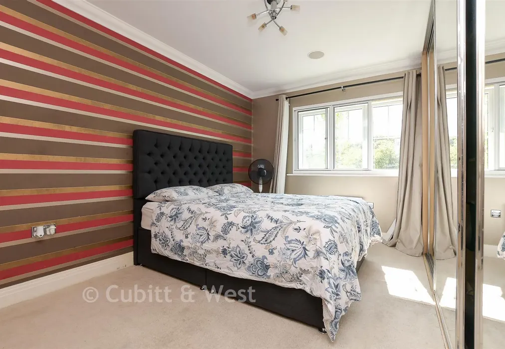Bedroom 1 - Plough Lane, Purley, Surrey - Wards of Kent