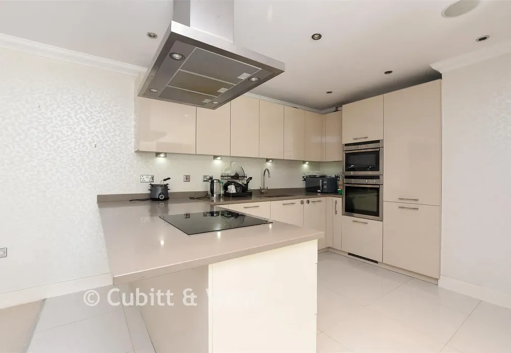 Kitchen Lounge/Diner - Plough Lane, Purley, Surrey - Wards of Kent