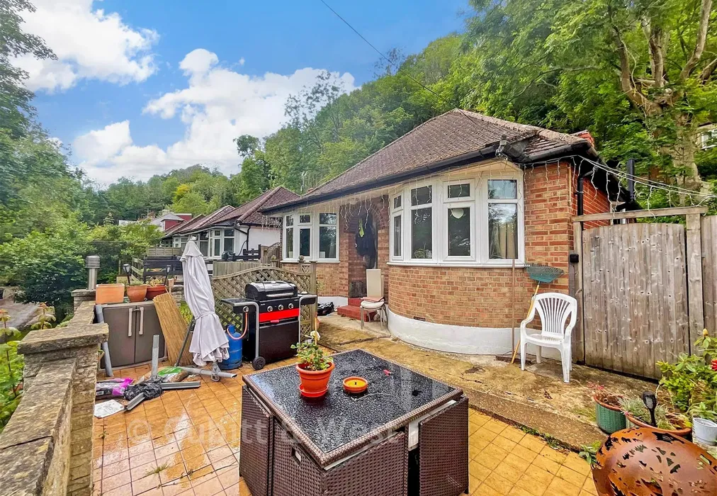 Front - Milner Road, Caterham, Surrey - Wards of Kent