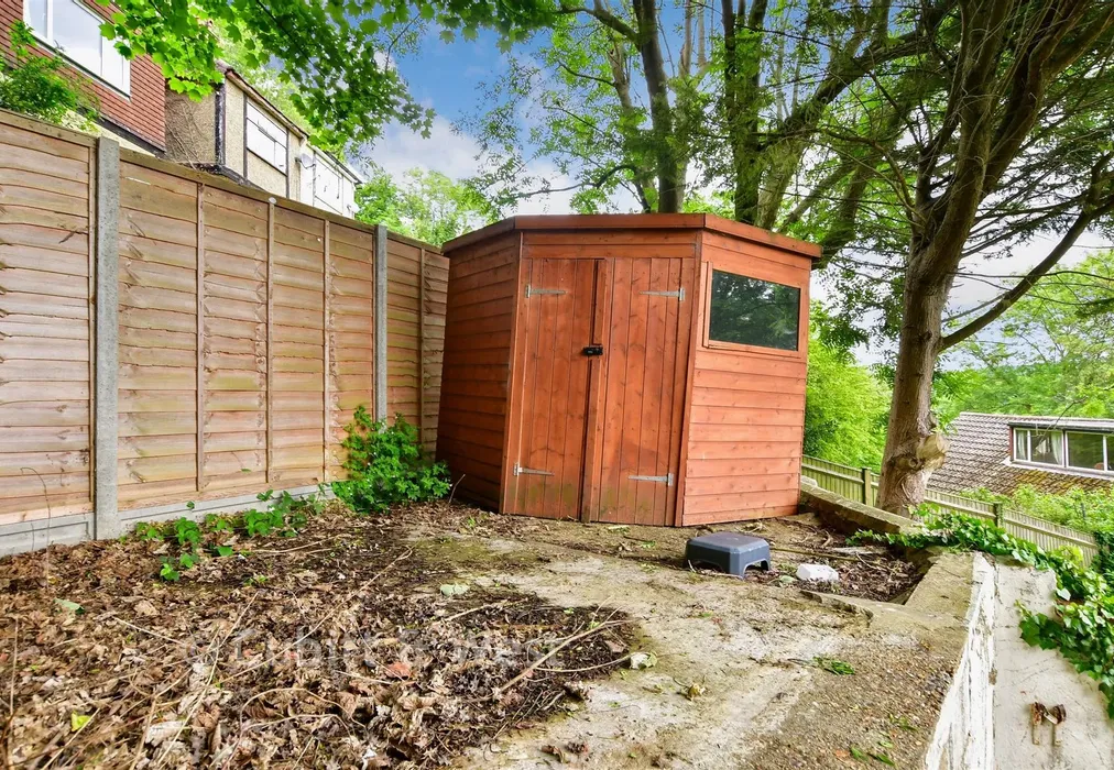 Garden - Milner Road, Caterham, Surrey - Wards of Kent