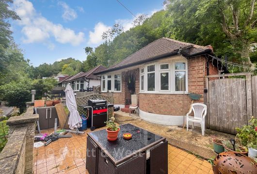 Milner Road, Caterham, Surrey - Wards of Kent