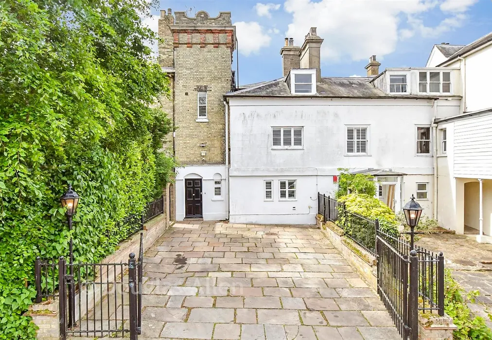 External (Web) - Monkhams, Waltham Abbey, Essex - Wards of Kent