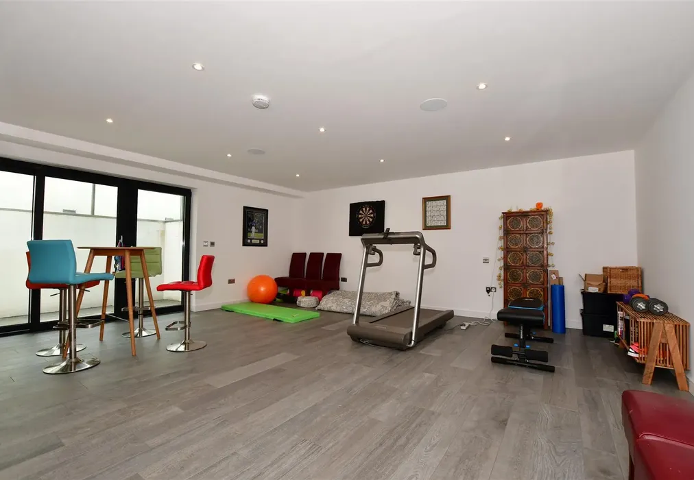 Gym - Sea View Road, St Margarets Bay, Dover, Kent - Wards of Kent