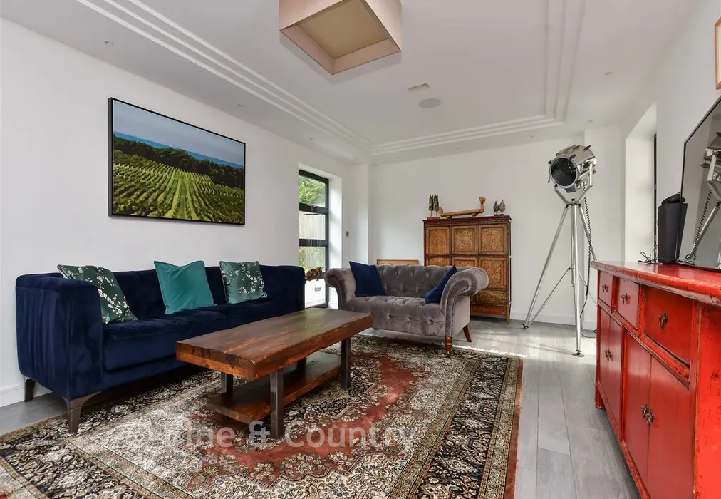 Sitting Area - Sea View Road, St Margarets Bay, Dover, Kent - Wards of Kent