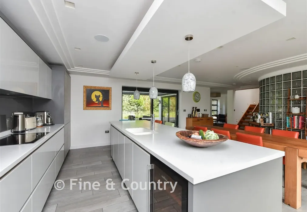 Kitchen/Breakfast Area - Sea View Road, St Margarets Bay, Dover, Kent - Wards of Kent