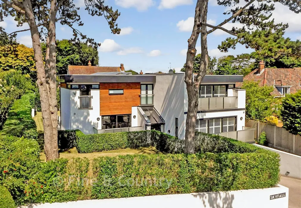 Front Elevation - Sea View Road, St Margarets Bay, Dover, Kent - Wards of Kent