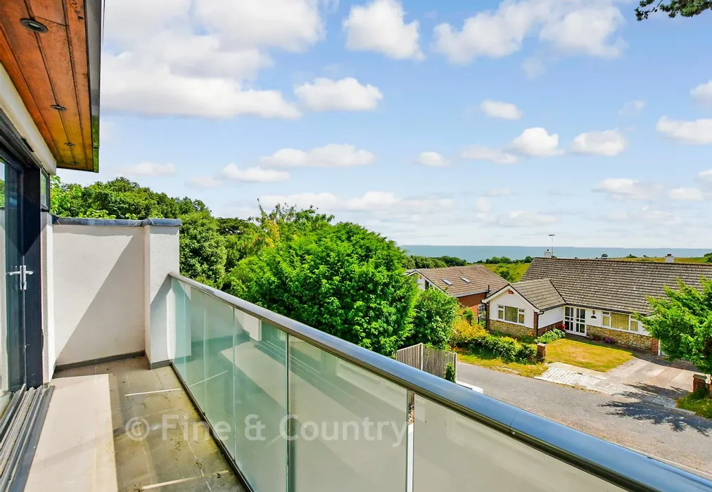 Balcony - Sea View Road, St Margarets Bay, Dover, Kent - Wards of Kent