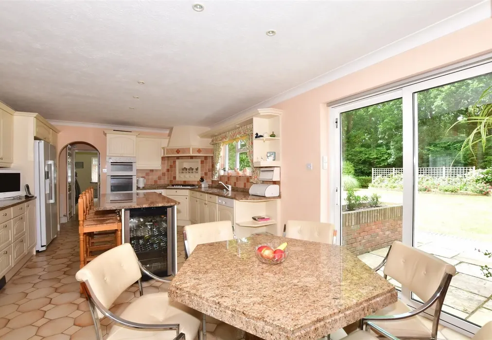 Kitchen/ Breakfast Room - Fleets Lane, Tyler Hill, Canterbury, Kent - Wards of Kent