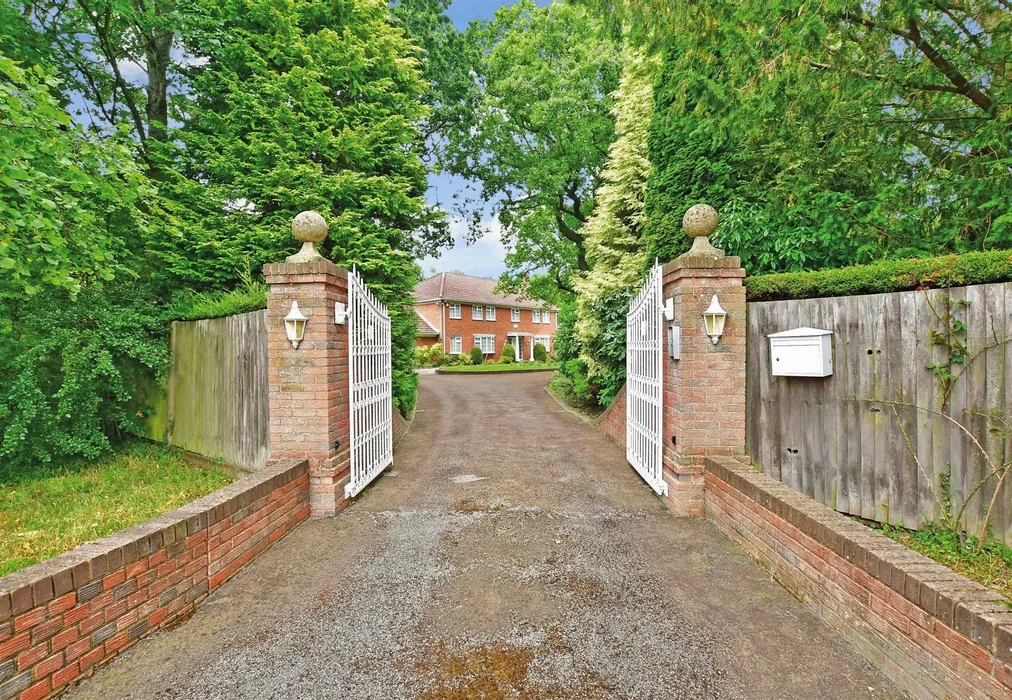 External Lifestyle Photo - Fleets Lane, Tyler Hill, Canterbury, Kent - Wards of Kent