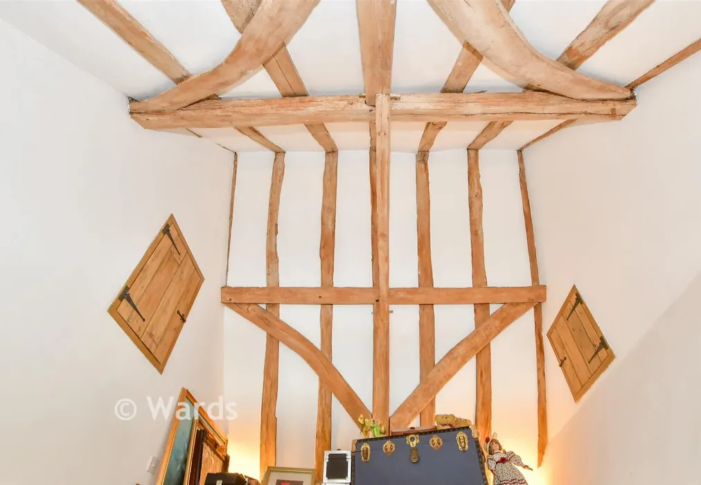 Internal Lifestyle Photograph - Salts Lane, Loose, Maidstone, Kent - Wards of Kent