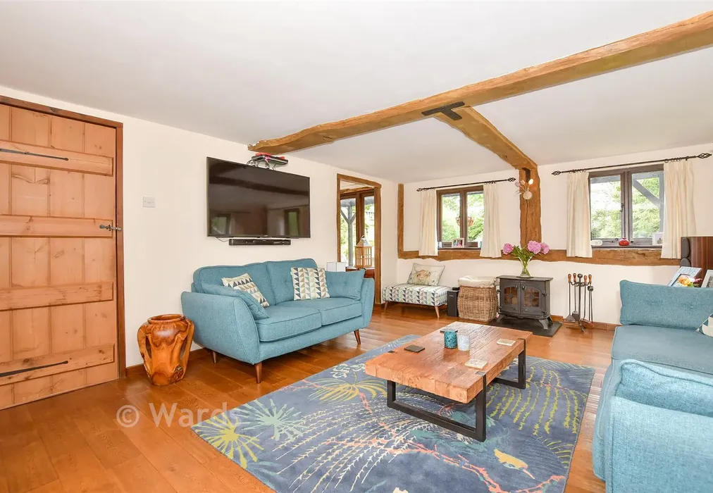 Lounge - Salts Lane, Loose, Maidstone, Kent - Wards of Kent