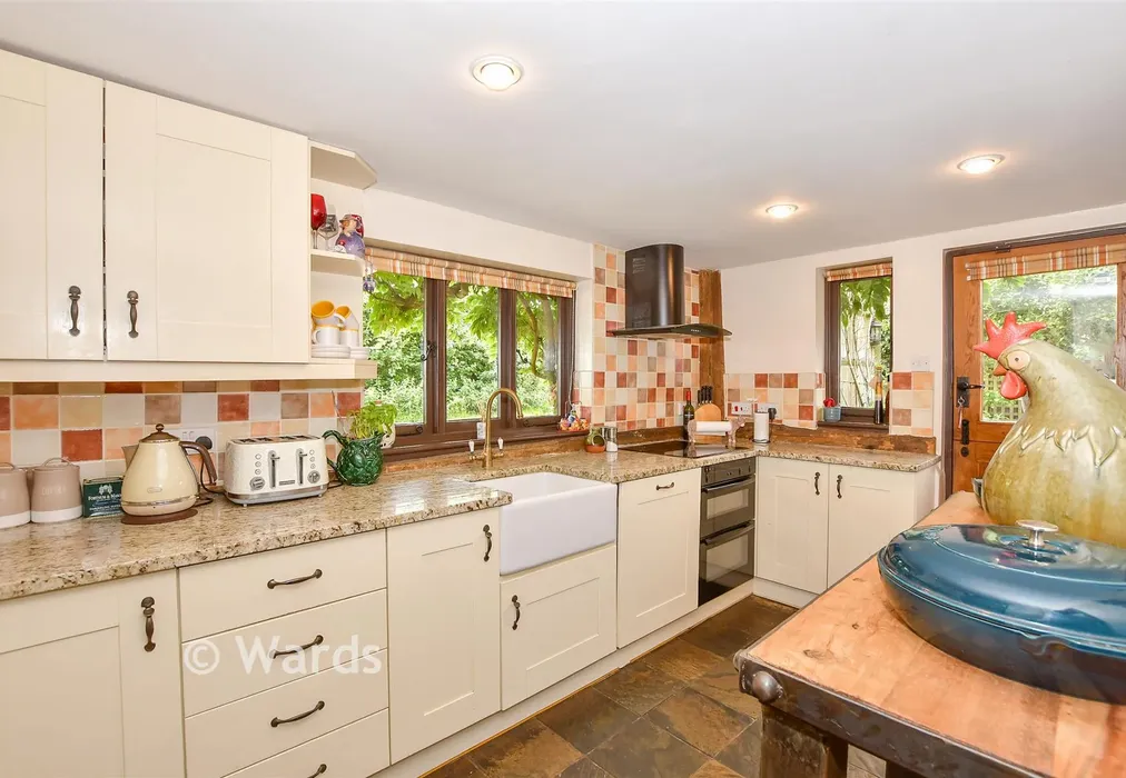 Kitchen - Salts Lane, Loose, Maidstone, Kent - Wards of Kent