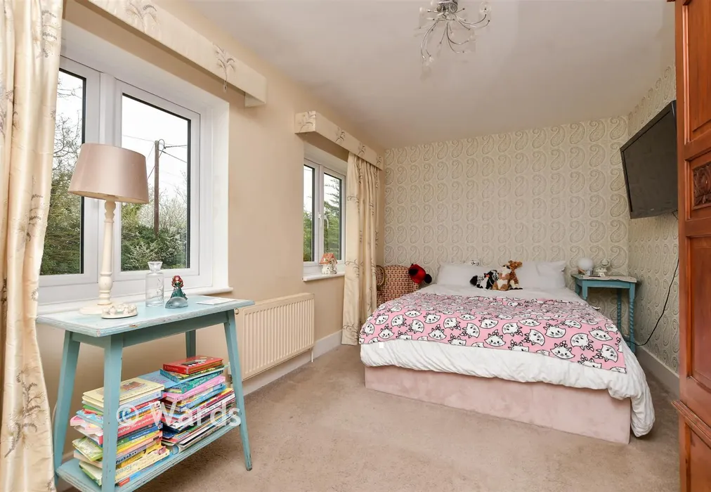 Bedroom 2 - Sacketts Hill, Broadstairs, Kent - Wards of Kent