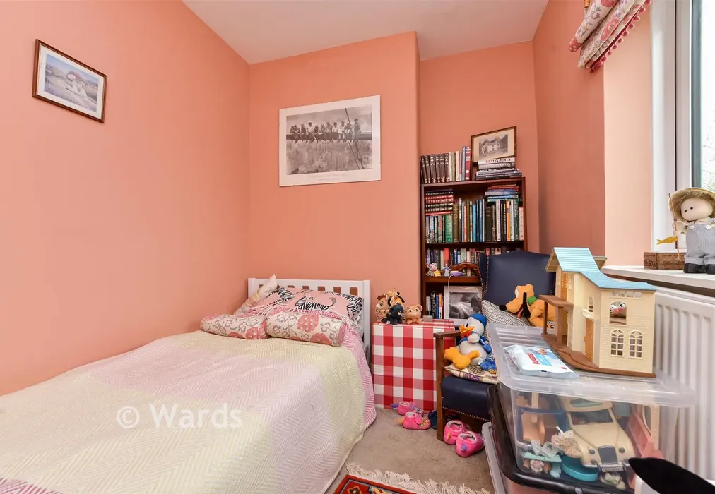 Bedroom 4 - Sacketts Hill, Broadstairs, Kent - Wards of Kent