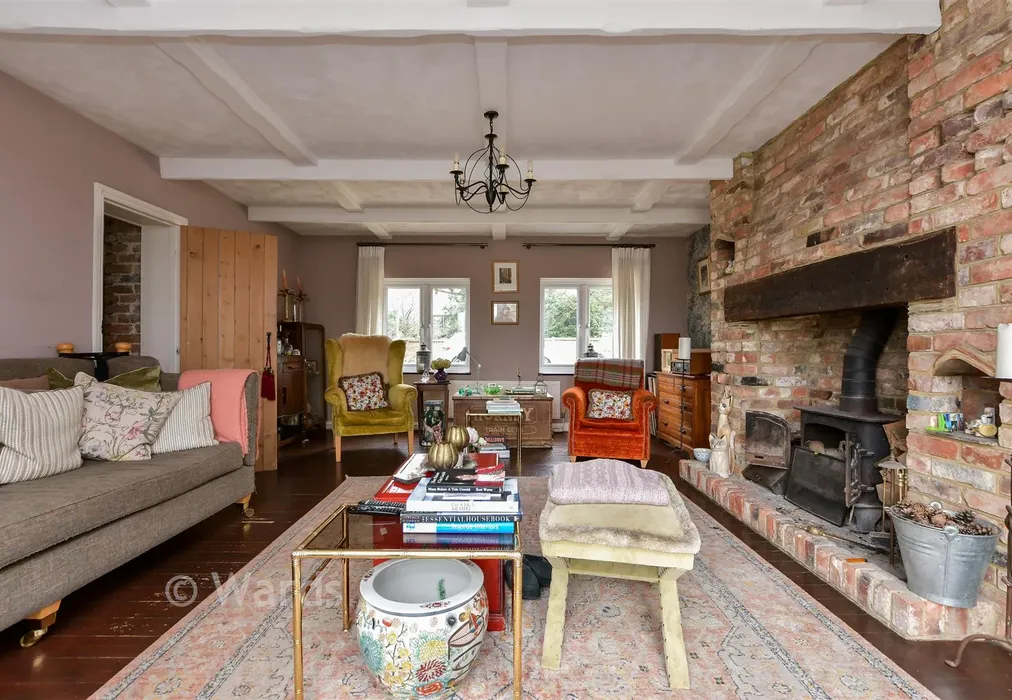 Lounge - Sacketts Hill, Broadstairs, Kent - Wards of Kent