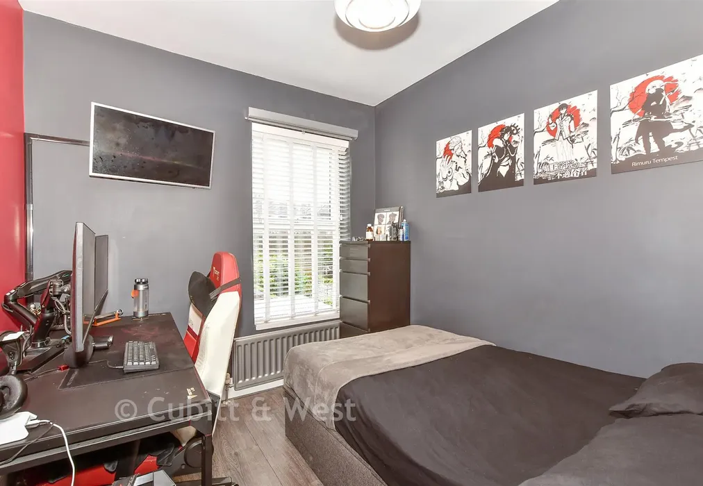 Bedroom 2 - North End Grove, Portsmouth, Hampshire - Wards of Kent