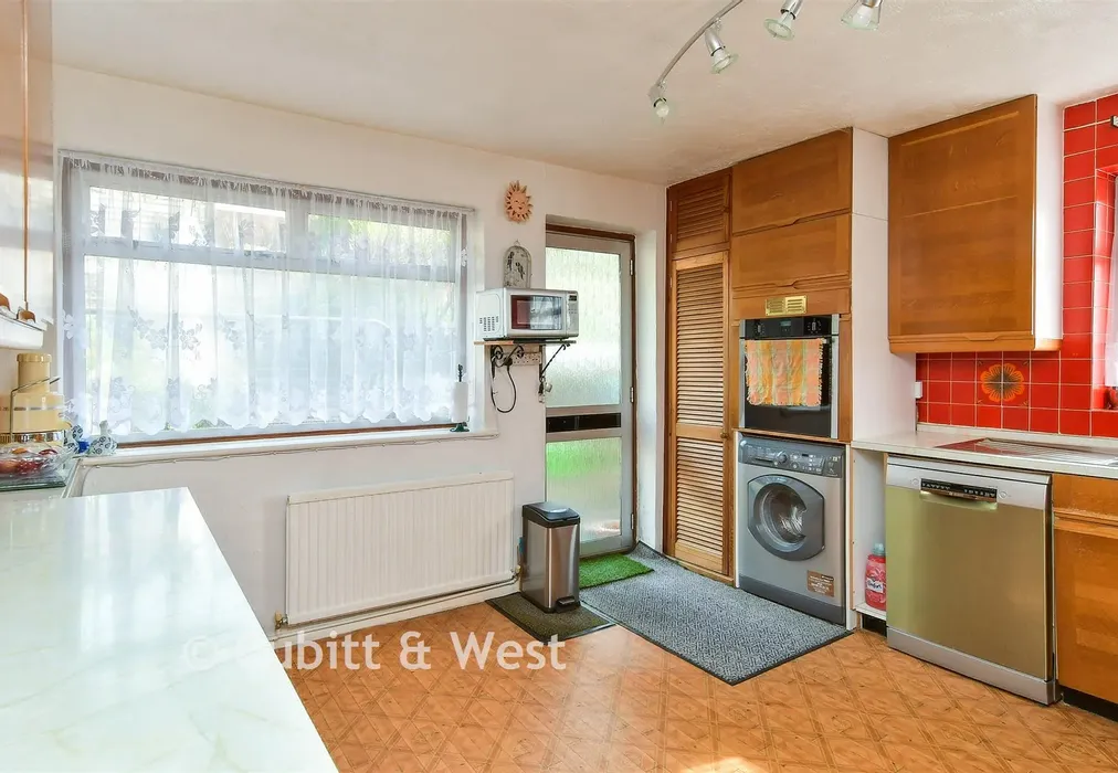 Kitchen - Falmer Gardens, Woodingdean, Brighton, East Sussex - Wards of Kent