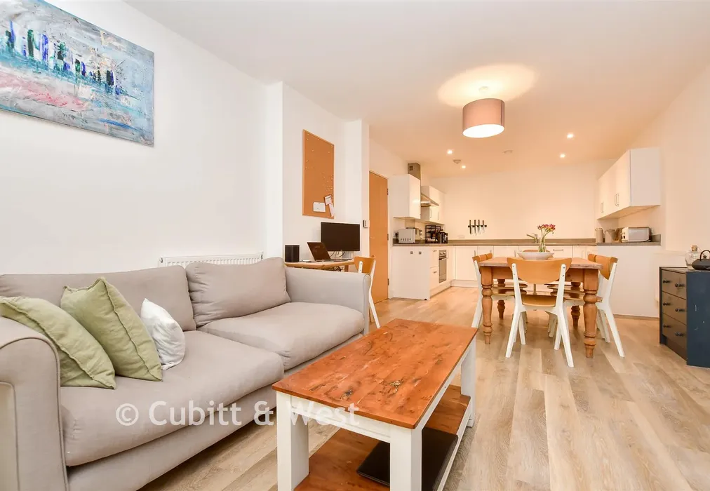 Kitchen / Lounge / Dining Room - High Street, Sutton, Surrey - Wards of Kent